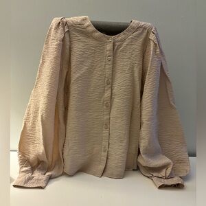 A New Day Button-Up Blouse size M with ballon sleeves